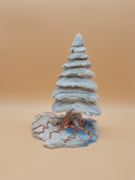 Walliser Binntree auf Ultramarin-Fels