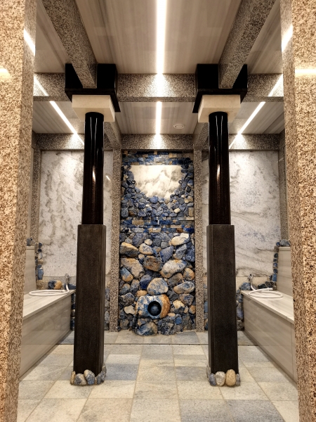 Dampfsauna mit Lapislazuli