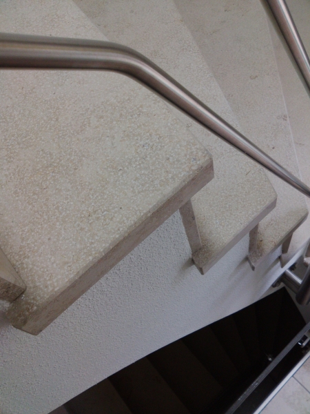 Trittstufen Jura gelb