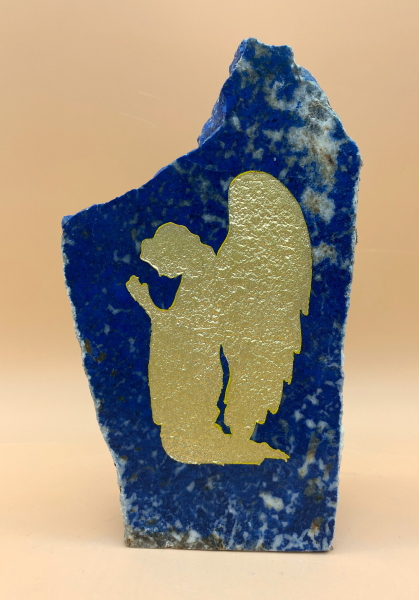 Knieender Engel in Lapis