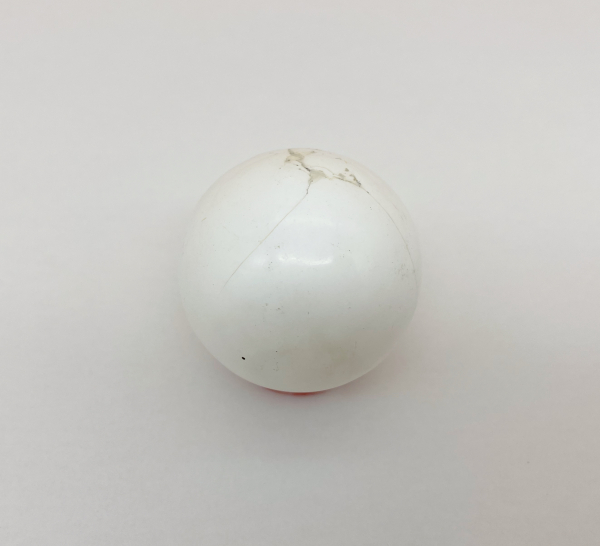 Magnesit-Kugel